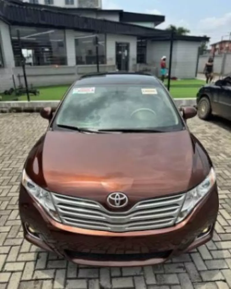 TOYOTA Venza - 2024