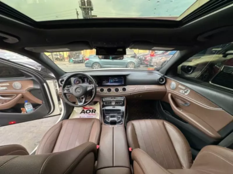 Mercedes-Benz E 300   - 2018