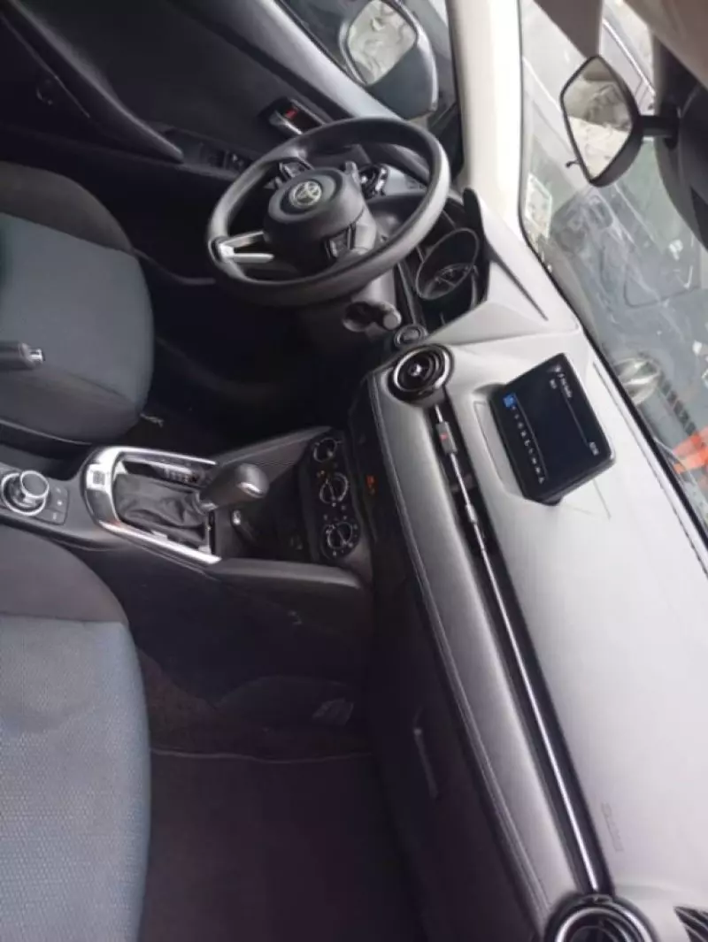 TOYOTA Yaris   - 2020