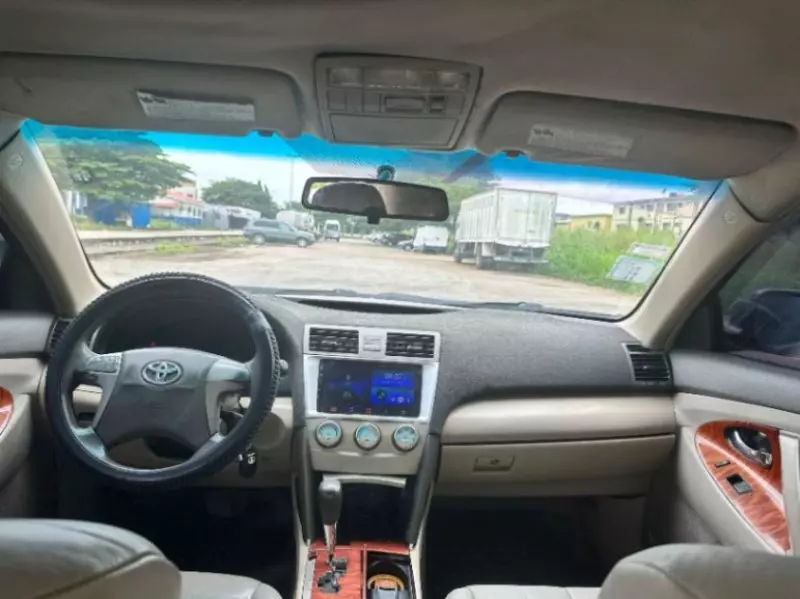 TOYOTA Camry   - 2009