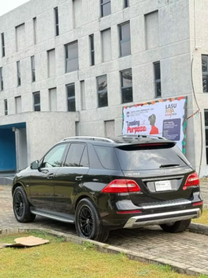 Mercedes-Benz ML-Class   - 2012