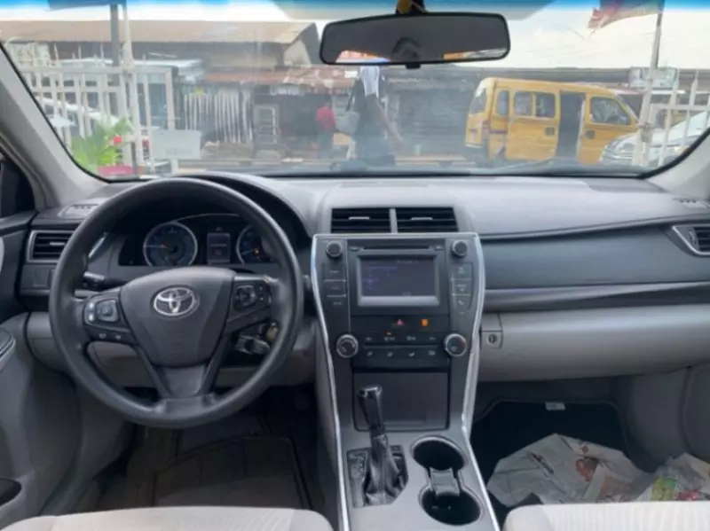 Toyota Camry   - 2017