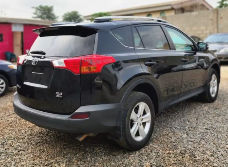 Toyota RAV 4   - 2014