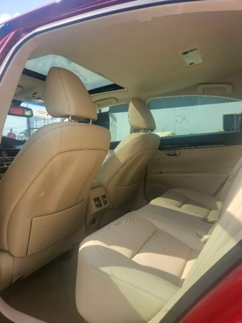 Lexus ES 350   - 2015