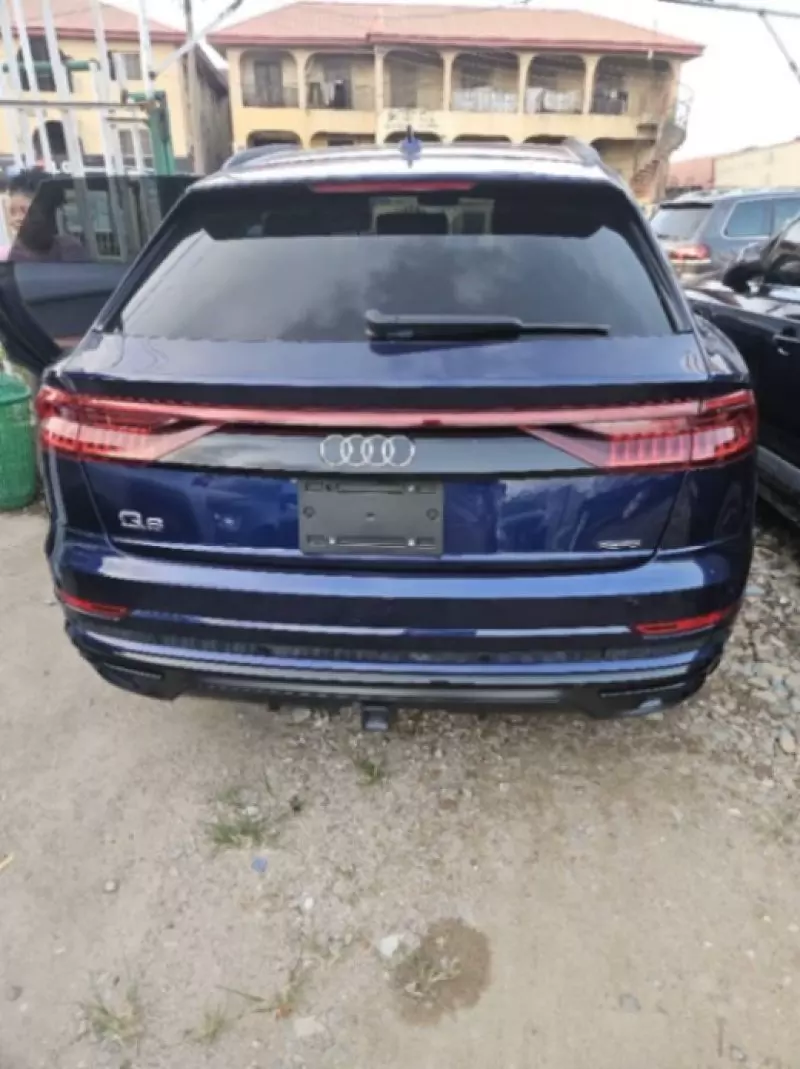 Audi Q8   - 2021