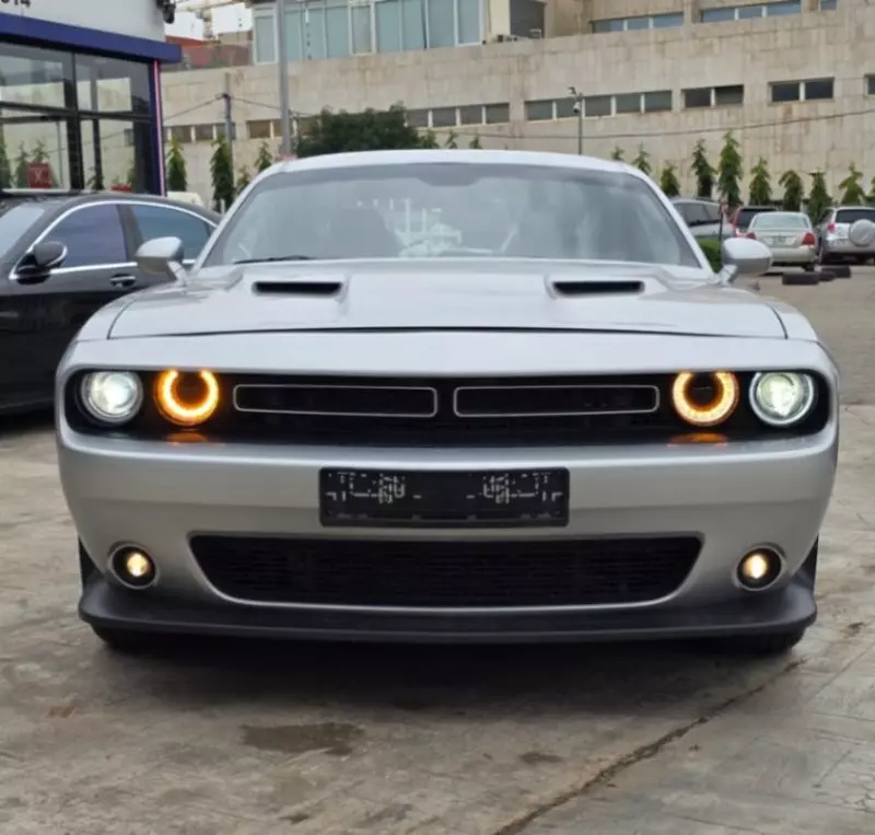 Dodge Challenger   - 2021