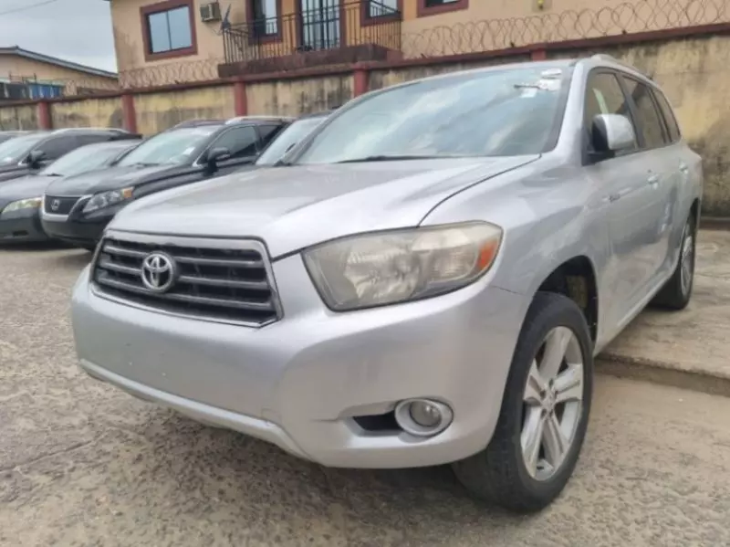 Toyota Highlander   - 2008