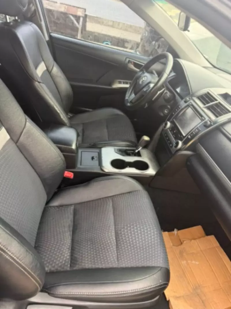 TOYOTA Camry - 2014