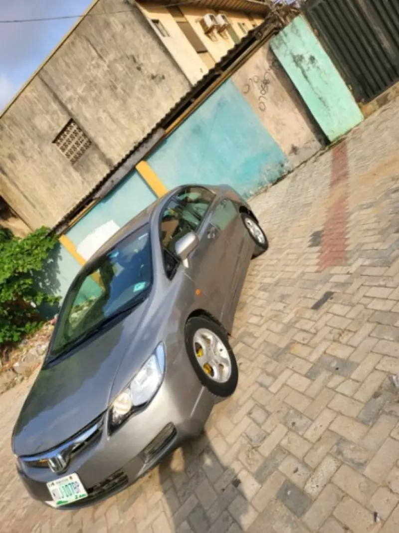 Honda Civic   - 2008