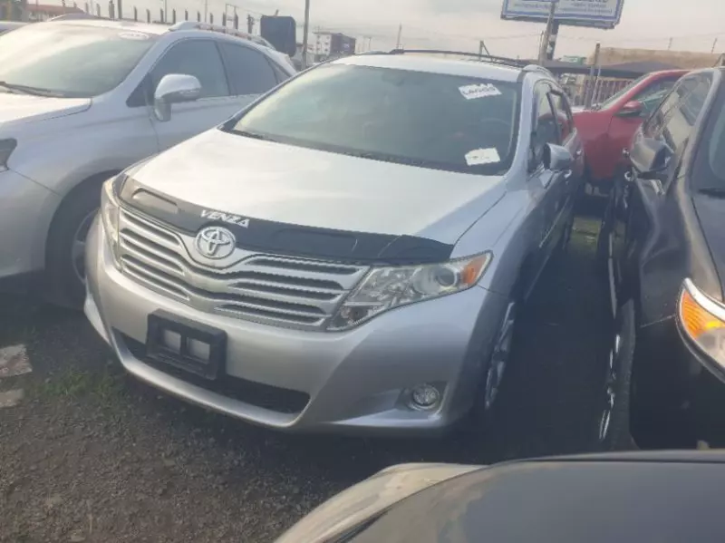 Toyota Venza   - 2009