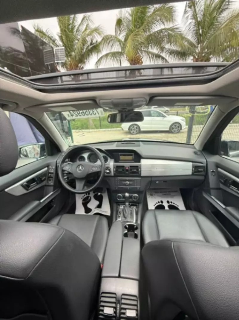 Mercedes-Benz GLK 350   - 2009