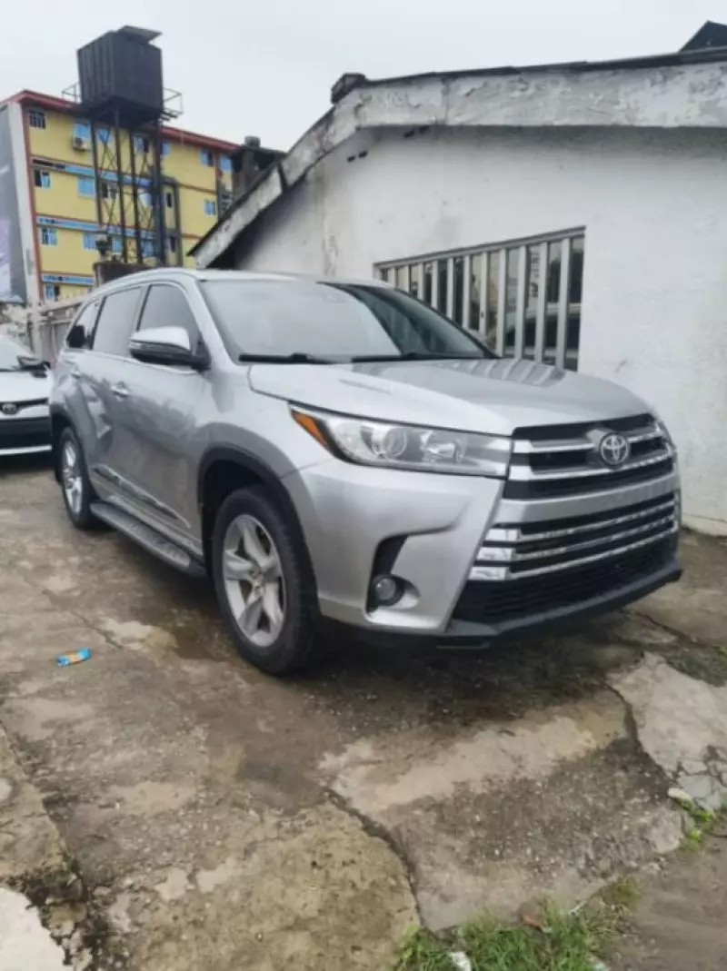 TOYOTA Highlander - 2013