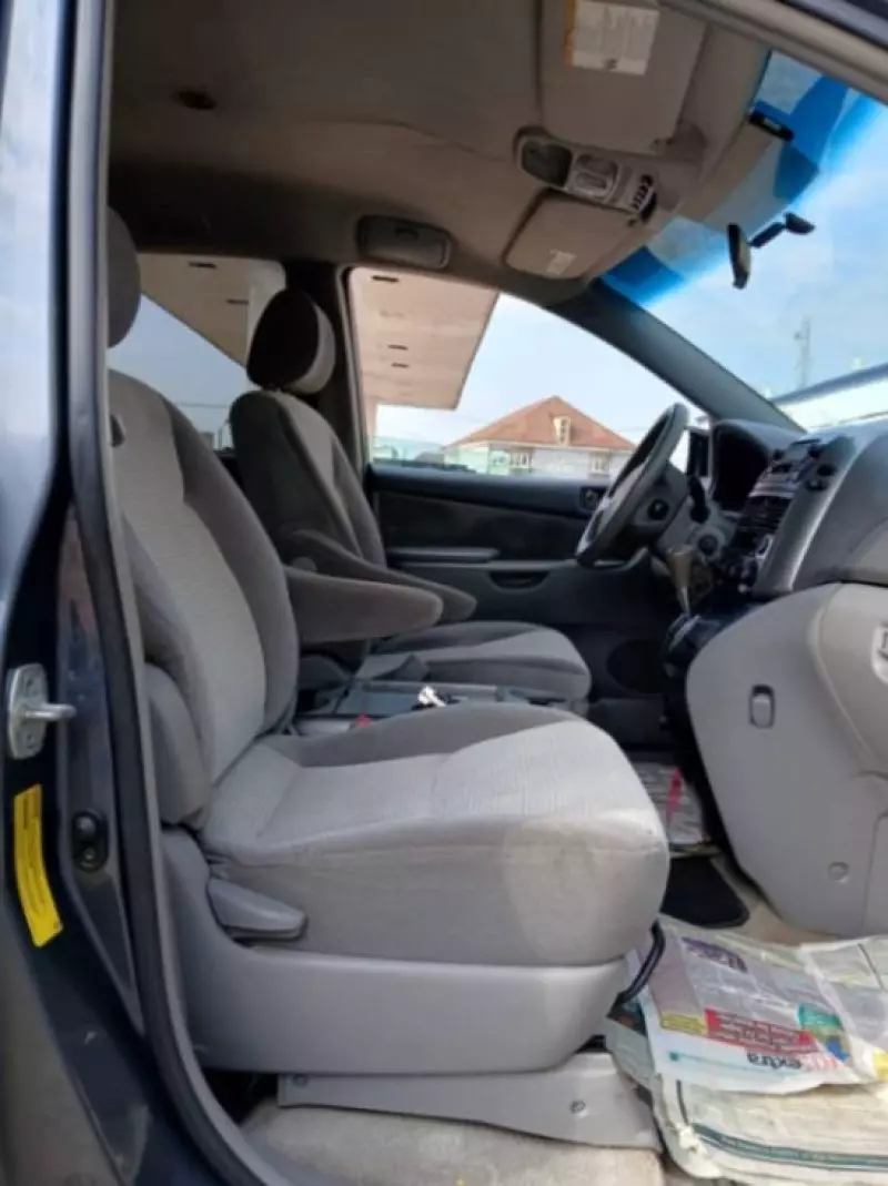 Toyota Sienna - 2008