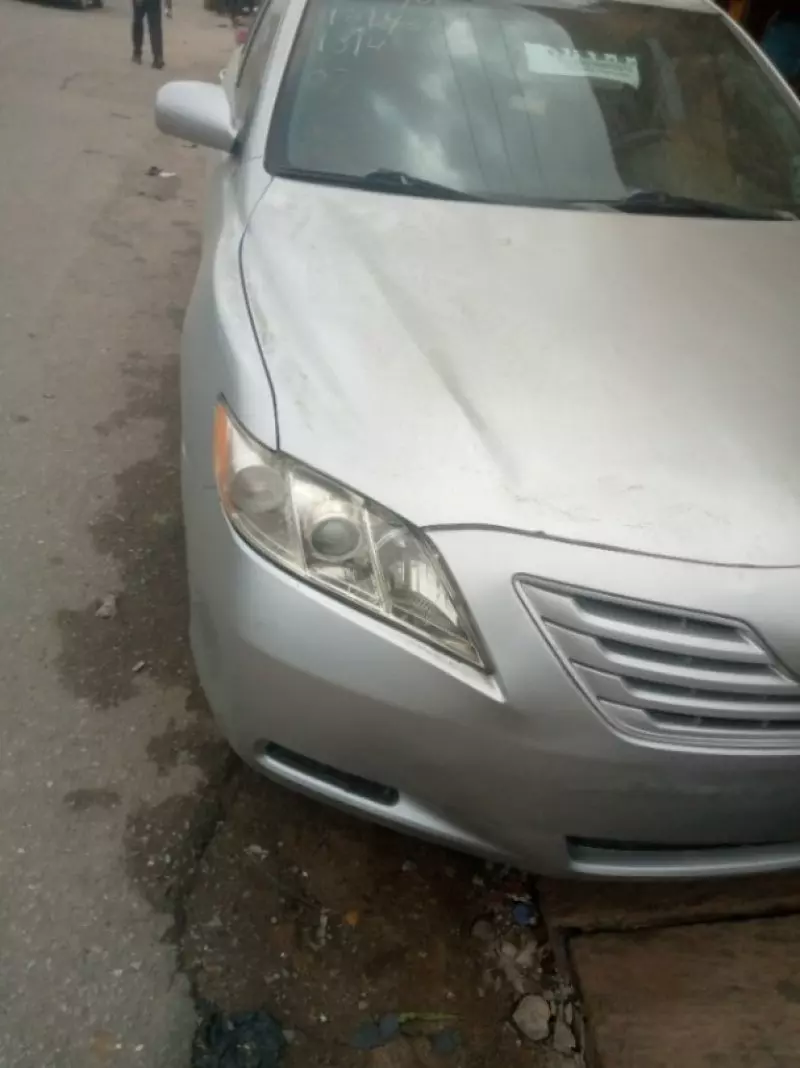 Toyota Camry   - 2007