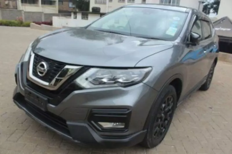 Nissan X-Trail   - 2018