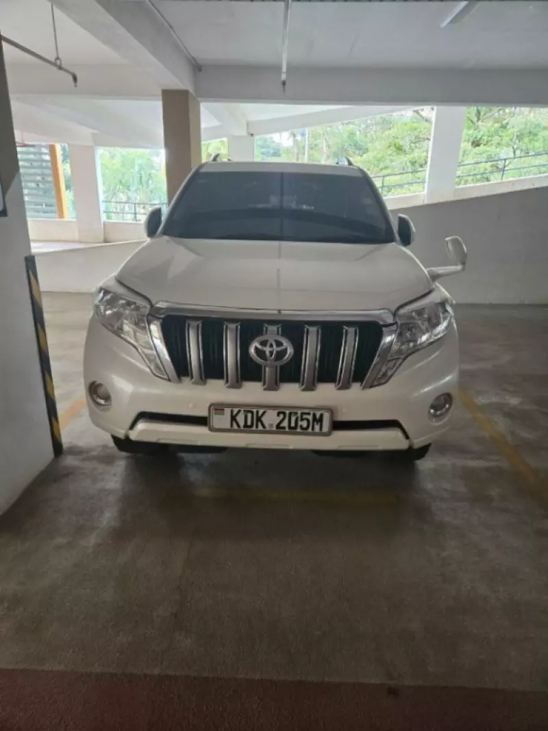 Toyota Landcruiser Prado   - 2016