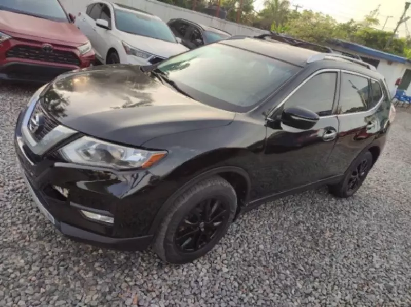 Nissan Rogue   - 2016