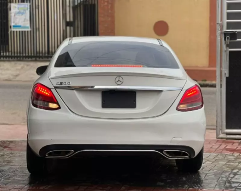 Mercedes-Benz C-Class   - 2015