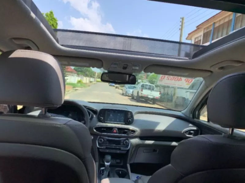 Hyundai Santa Fe   - 2020