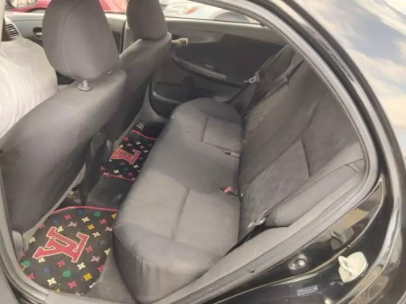 Toyota Corolla   - 2009