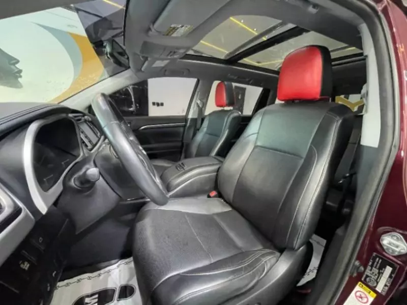 TOYOTA Highlander - 2015