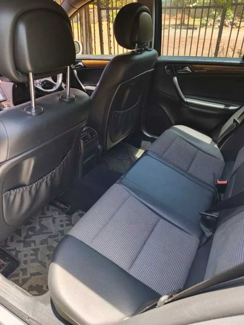 Mercedes-Benz C 180 - 2008