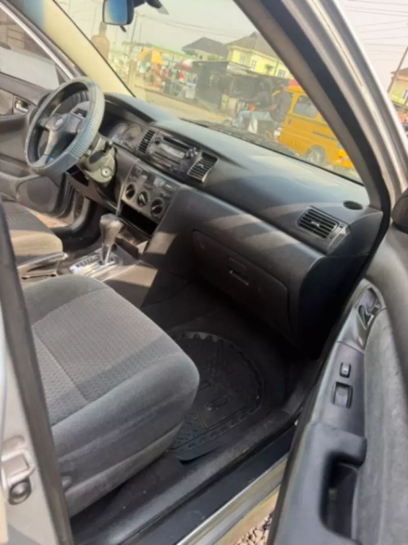 Toyota Corolla   - 2008