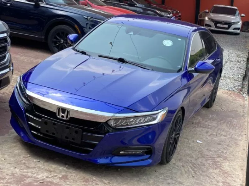 Honda Accord   - 2020
