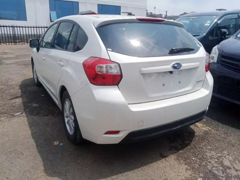 Subaru Impreza   - 2014