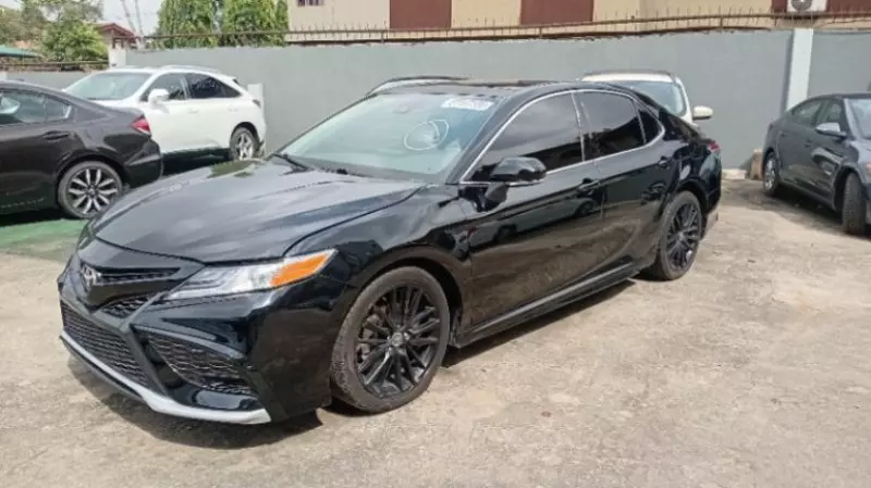 Toyota Camry - 2021