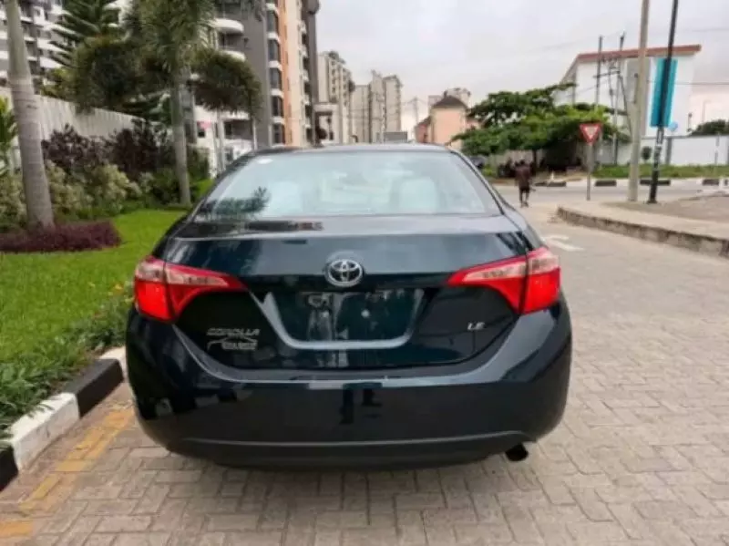 Toyota corolla   - 2017