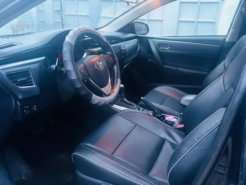 Toyota corolla   - 2015