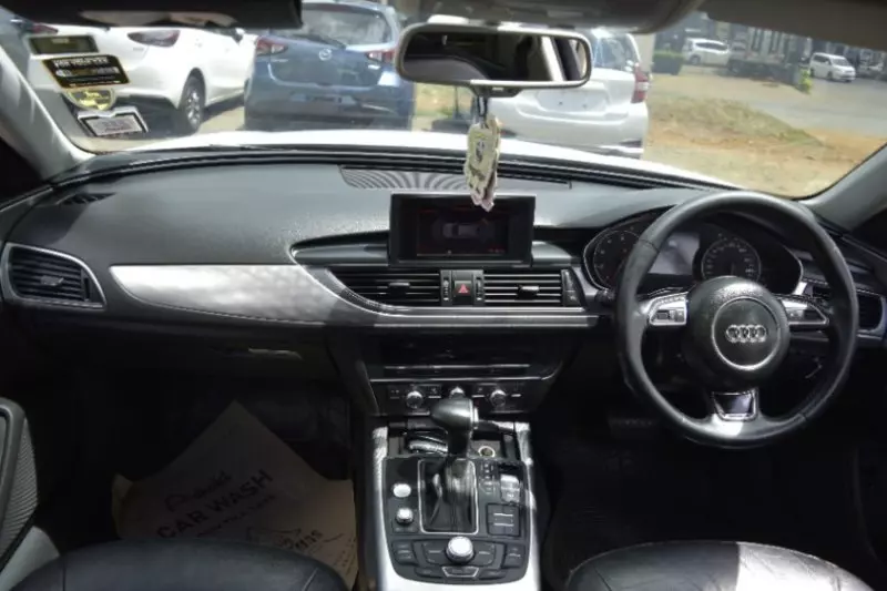 Audi A6 - 2012