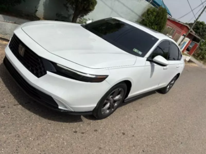 Honda Accord   - 2023