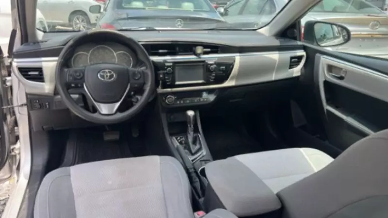 Toyota Corolla - 2015