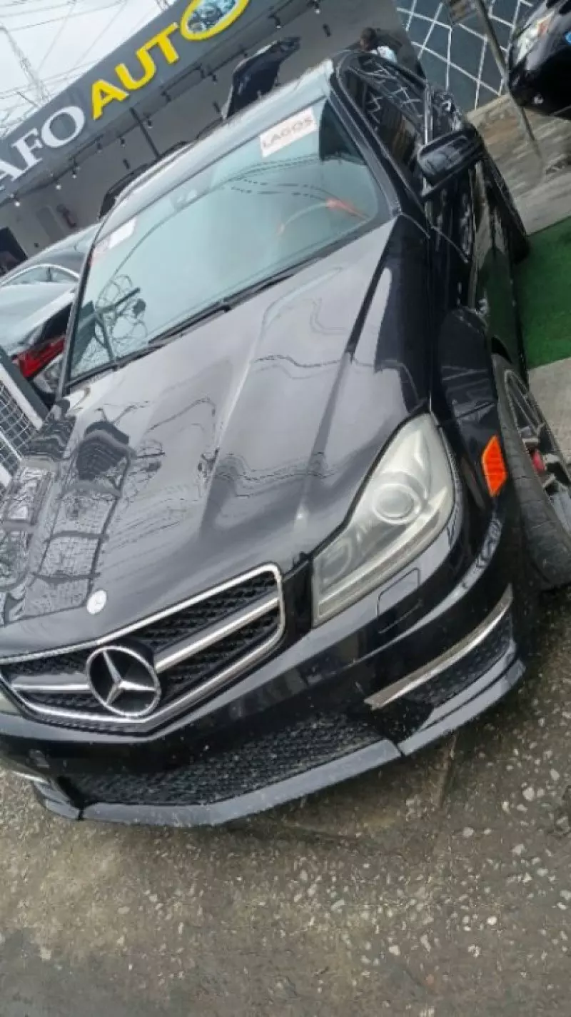 Mercedes-Benz C-Class   - 2012