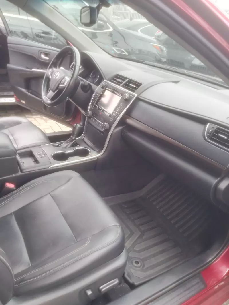 Toyota Camry   - 2017