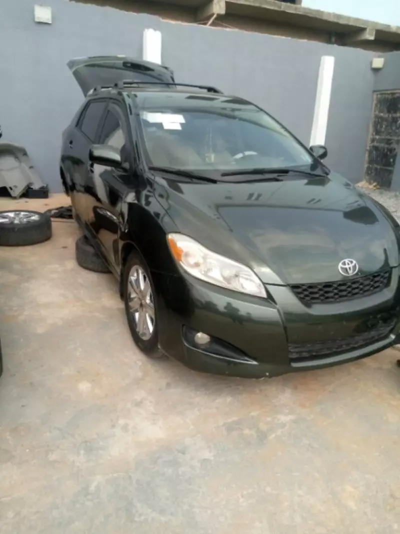 Toyota Corolla Matrix   - 2012