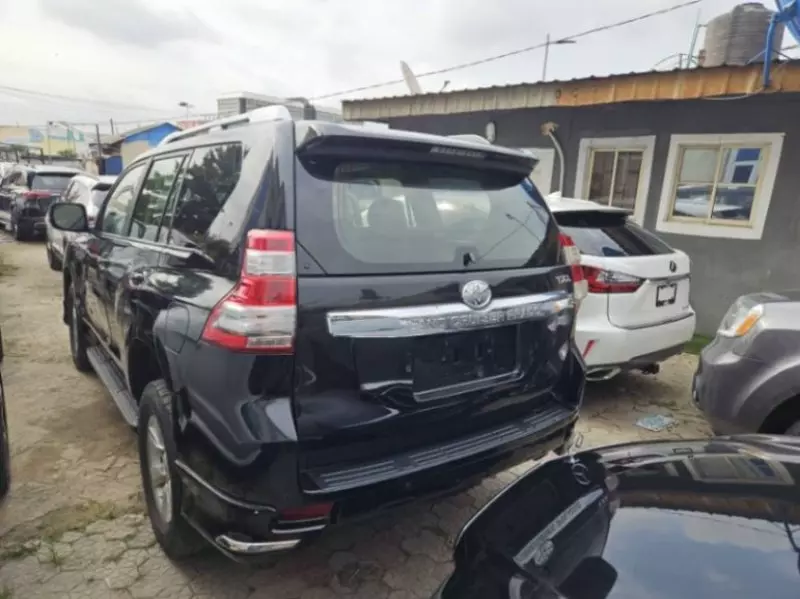 TOYOTA Landcruiser prado TX.L   - 2017
