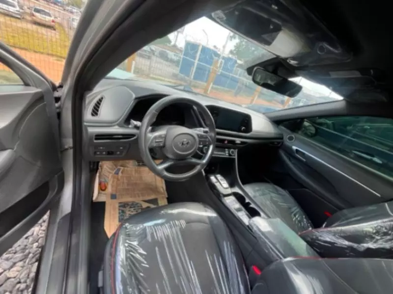 Hyundai Sonata   - 2020