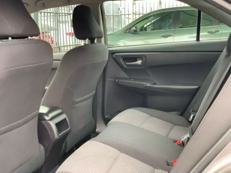 Toyota Camry - 2017
