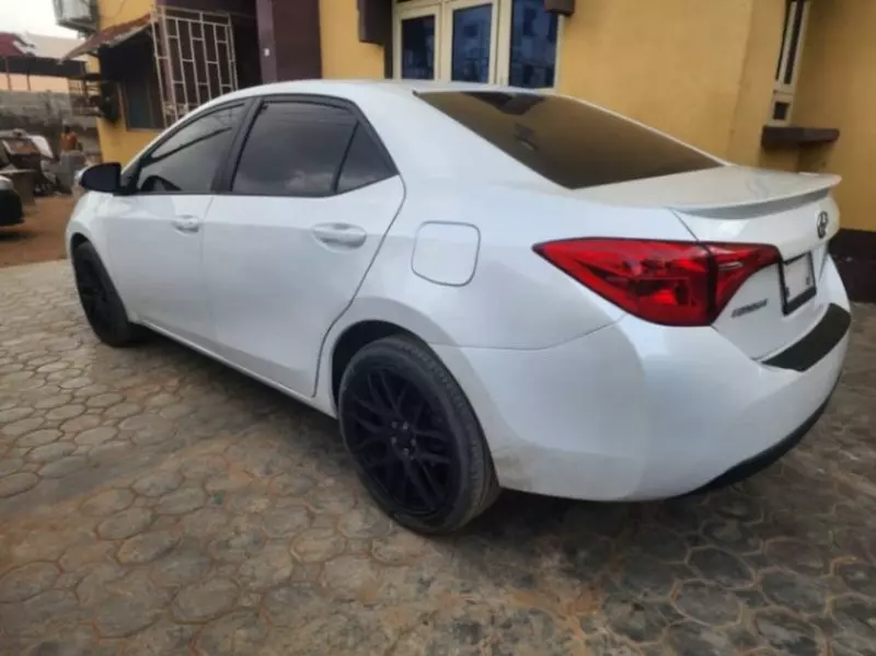 Toyota Corolla   - 2017
