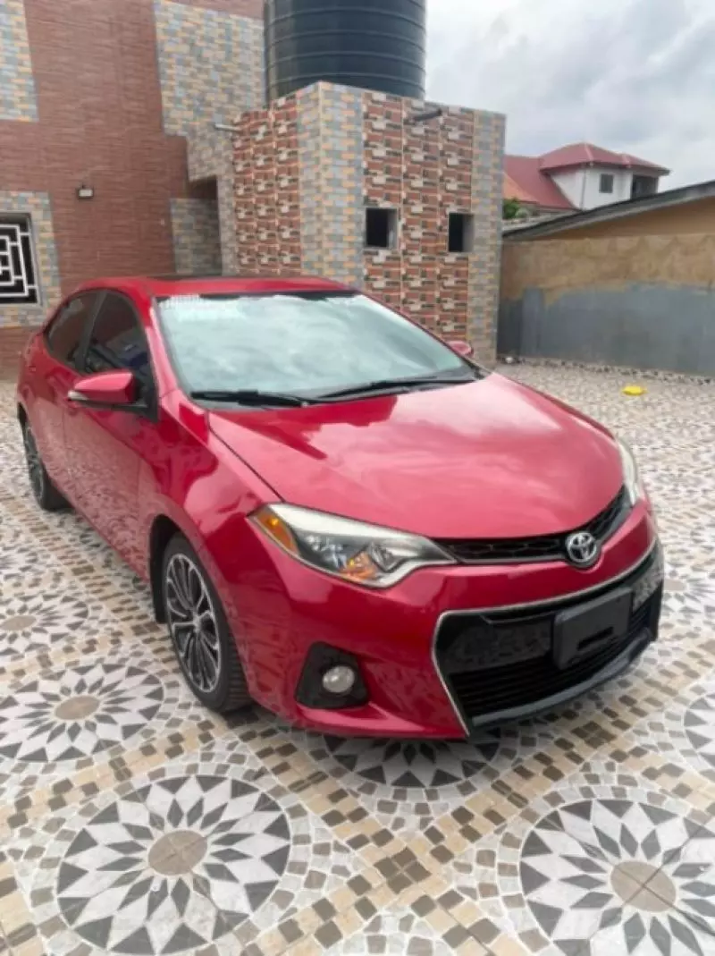 TOYOTA Corolla   - 2016