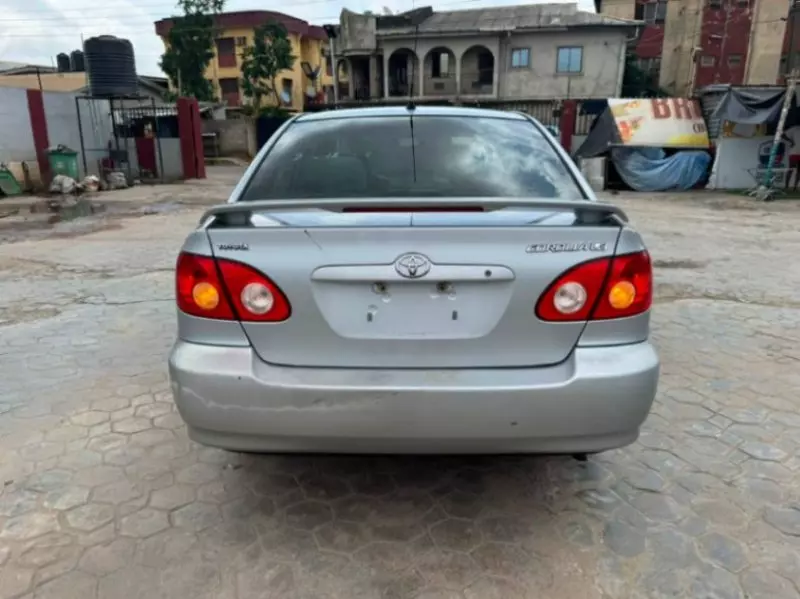 TOYOTA Corolla   - 2007
