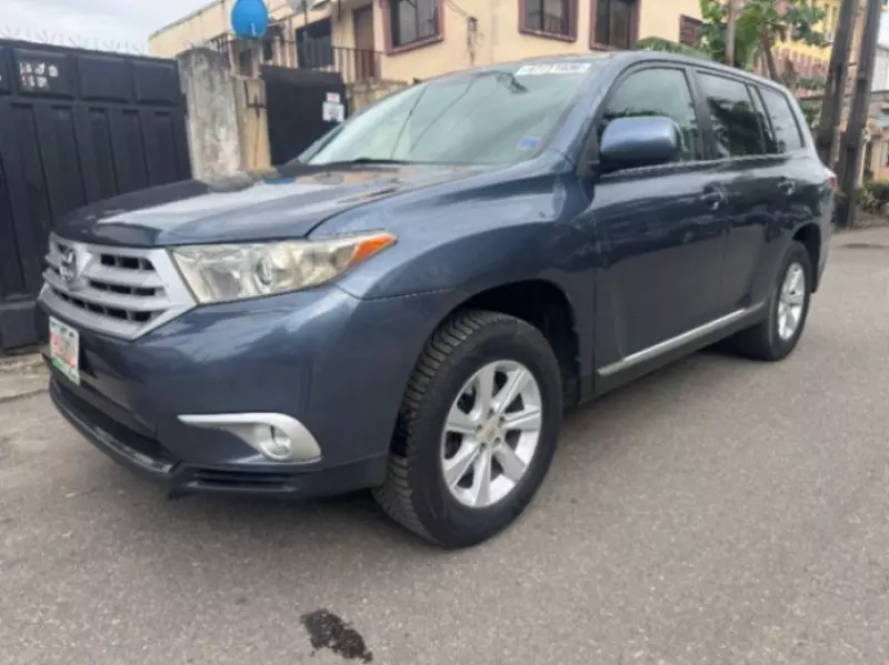 TOYOTA Highlander   - 2012