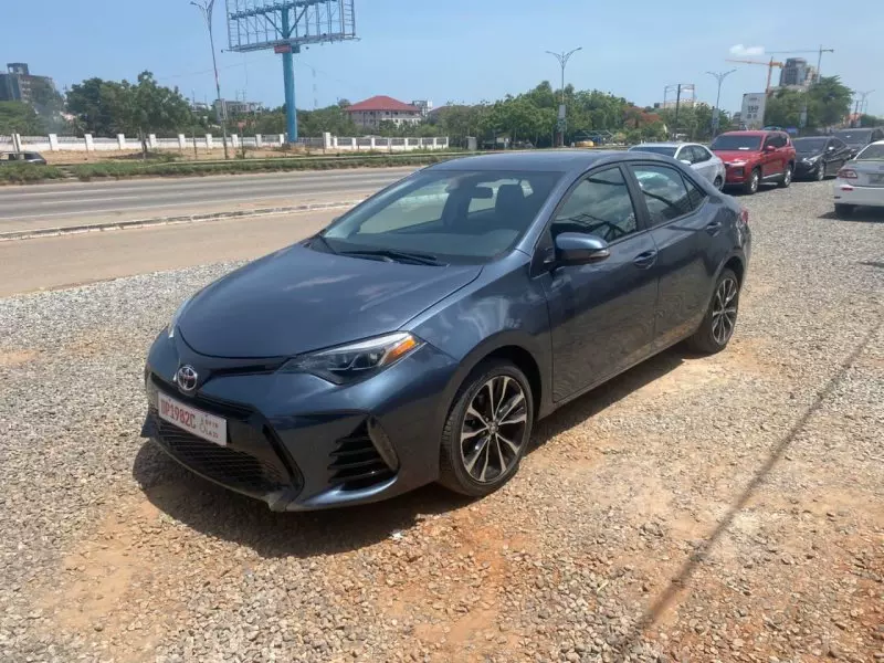 Toyota Corolla   - 2017
