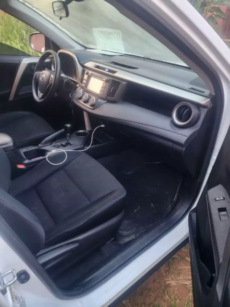 TOYOTA RAV 4 - 2015