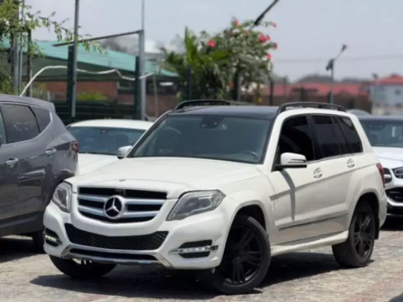 Mercedes-Benz GLK 350   - 2013