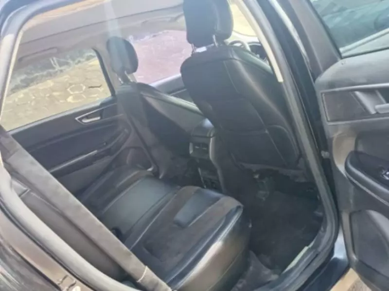 Ford Edge   - 2015