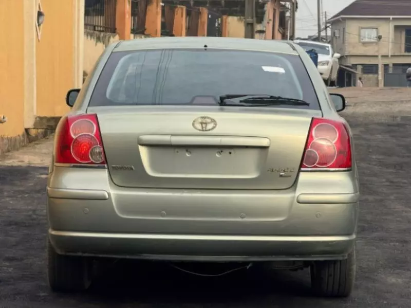 TOYOTA Avalon - 2008